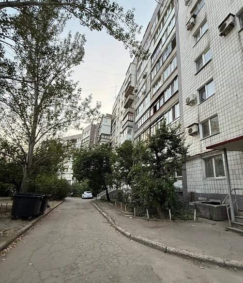 Продажа 1-комнатной квартиры в Ворошиловском районе