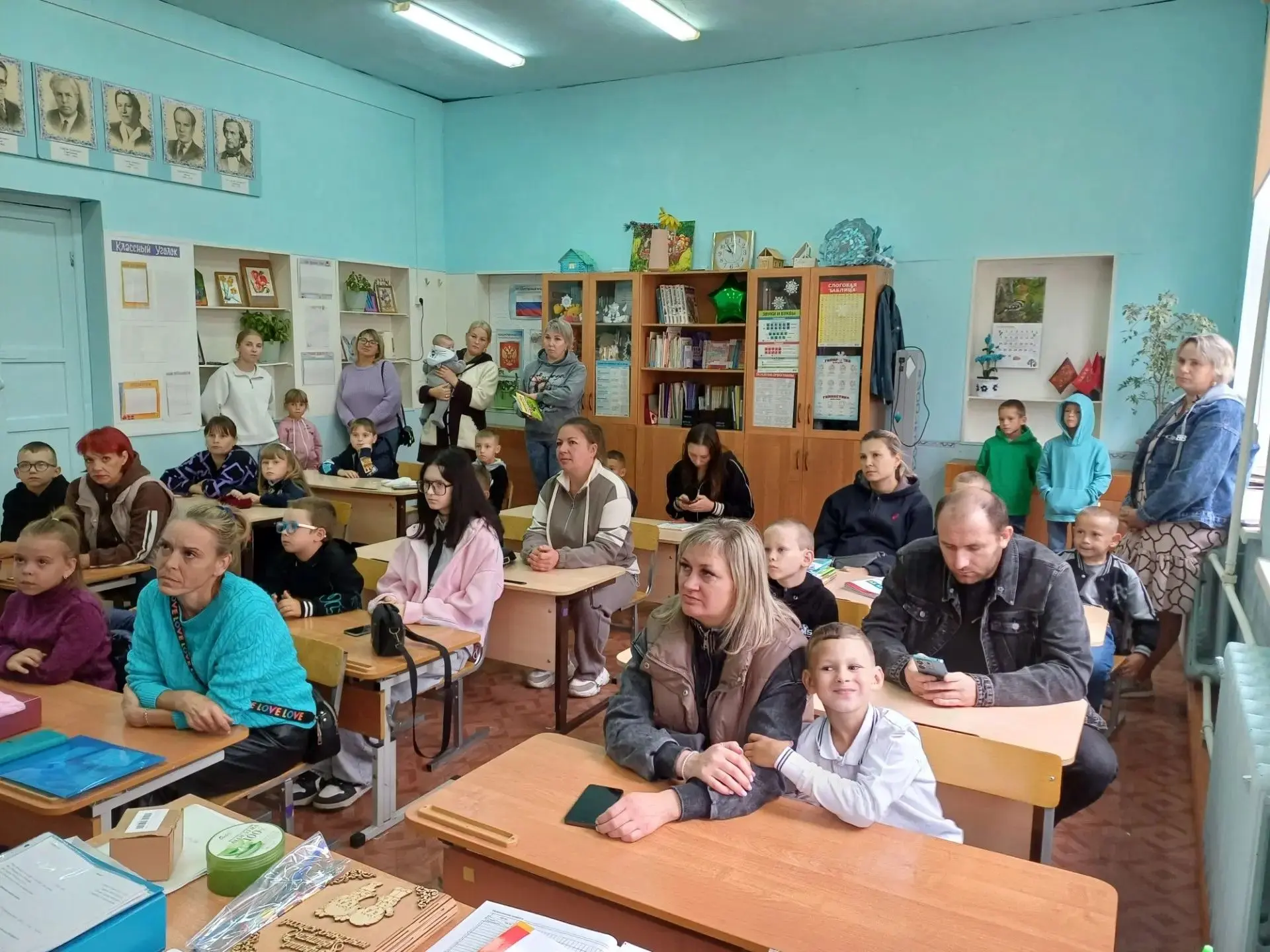 Первая школьная перекличка — это действительно начало большого пути, полного открытий. ...