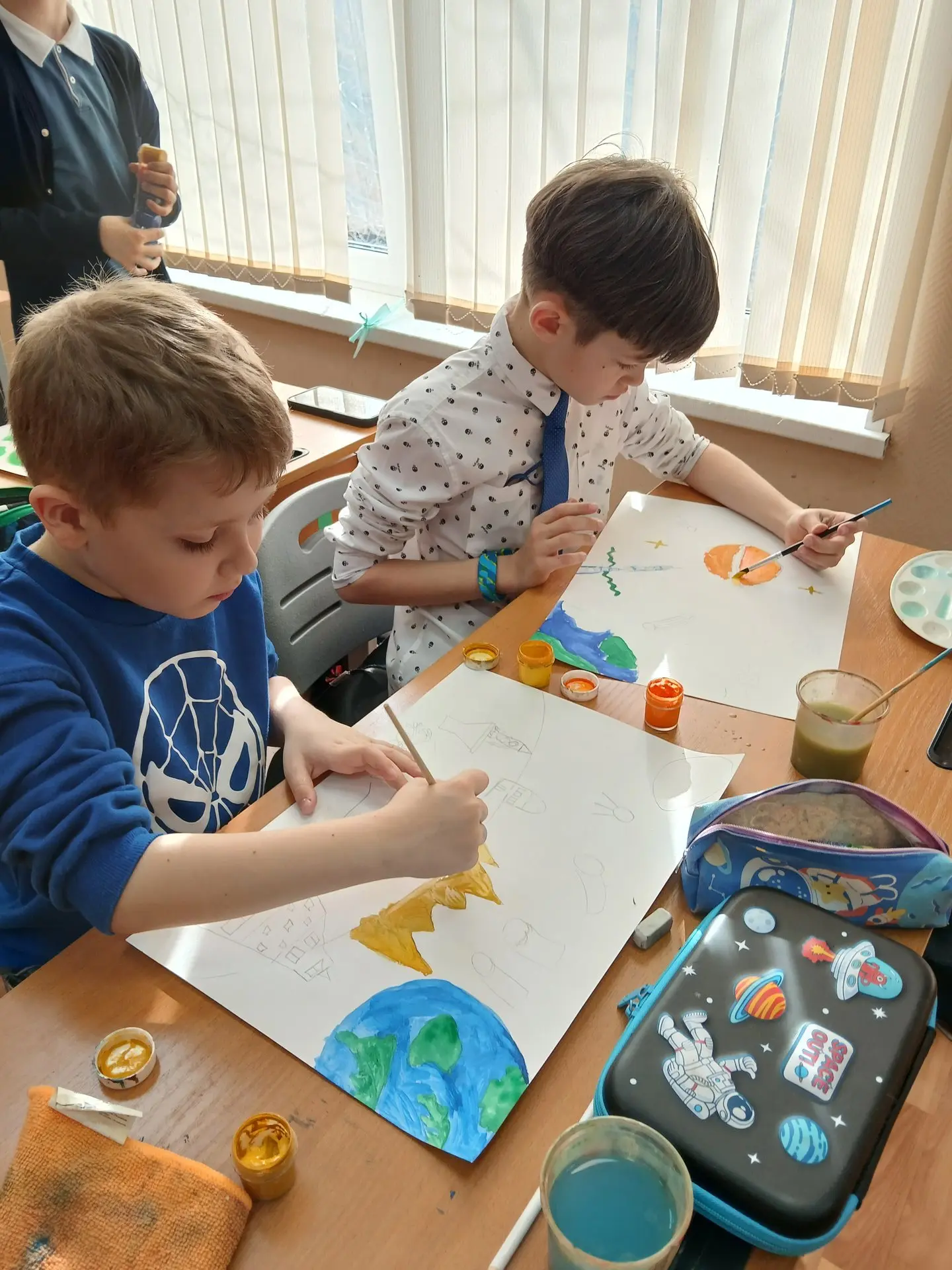 🚀 «Ты – космос»: наши дети рисуют Вселенную!  В преддверии Дня космонавтики наши ребята приняли учас