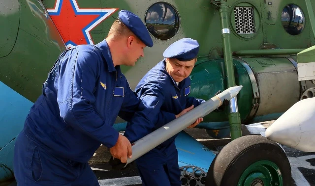 Ещё накануне в район проведения учения маршем выдвинулись более трёх десятков машин наз...
