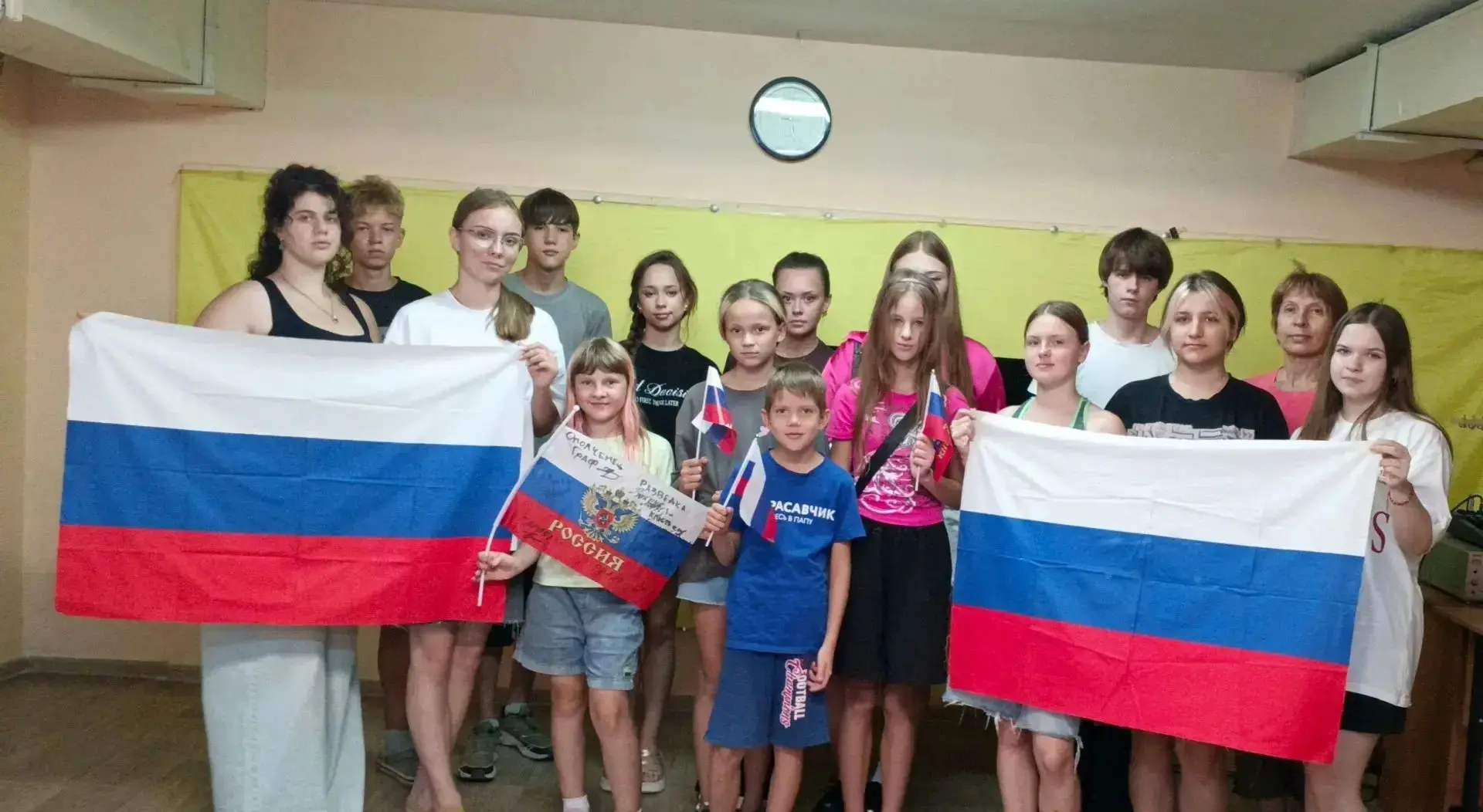 🇷🇺  19 августа в клубах «Спарта» и «Творческая молодёжь» прошёл показ документально-и...