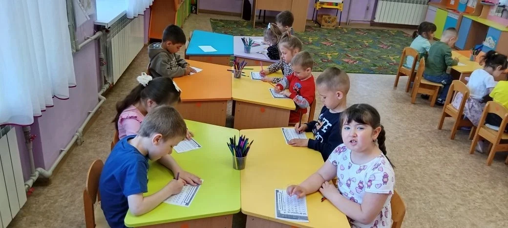 НОД по ФЭМП по закреплению пройденного материала в разновозрастной группе "Солнышко" (3...