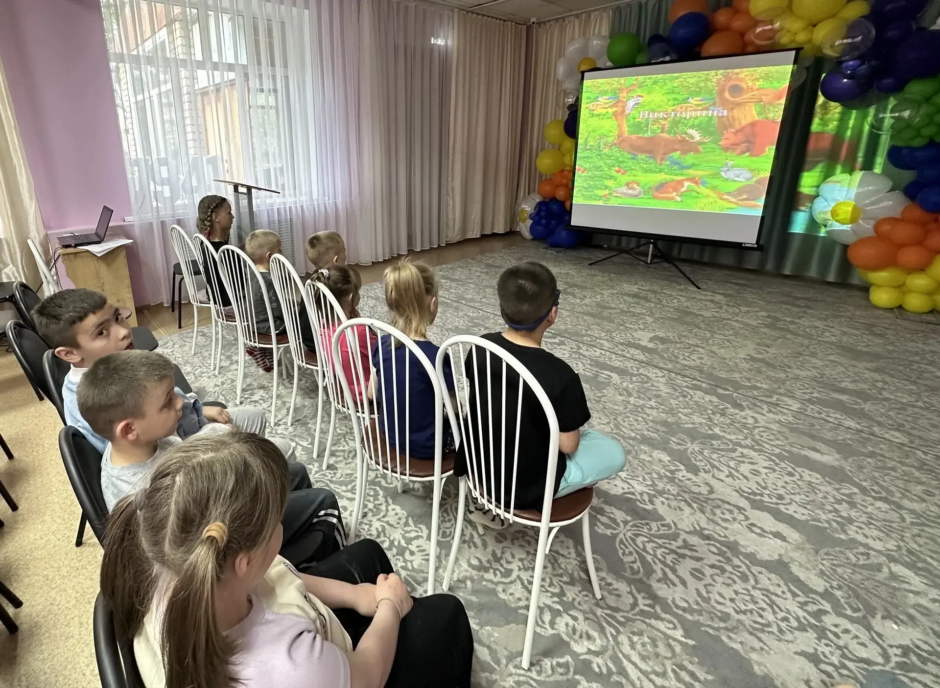 🐾 Лапки, хвосты и детский смех! 

🇷🇺В рамках профильной смены «Мы — дети России» прошло развлекат