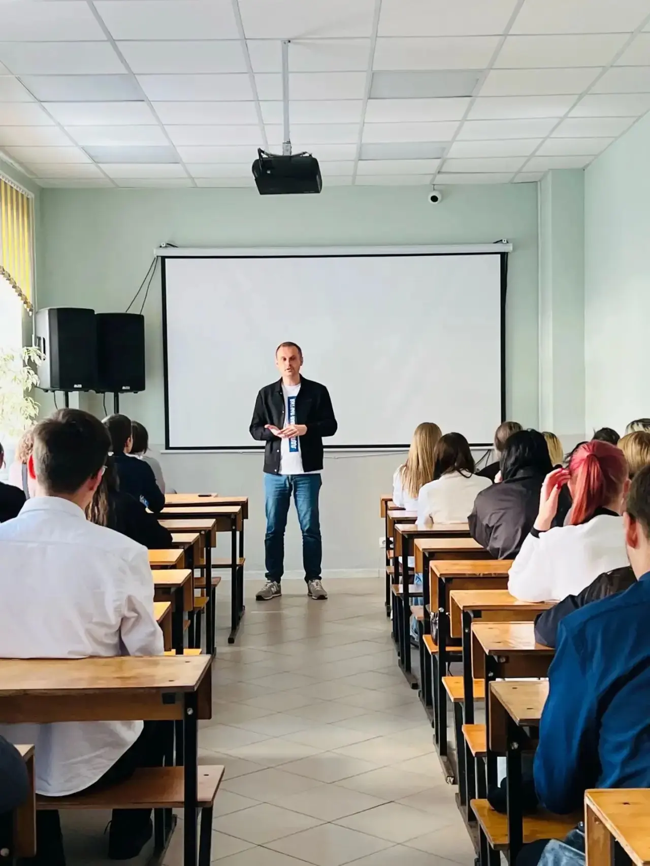 🧑🏻‍🏫 Провел лекцию для студентов Смоленского юридического колледжа