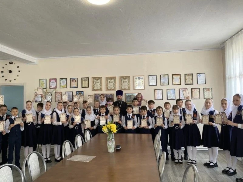🇷🇺Ученики четвертого класса успешно сдали экзамен по Основам Православной Культуры   🤝Сотрудничество