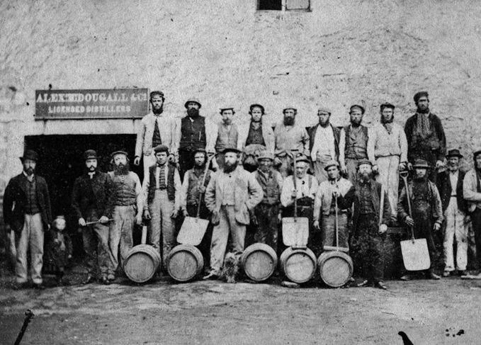 ● ИСТОРИЯ В КАРТИНКАХ