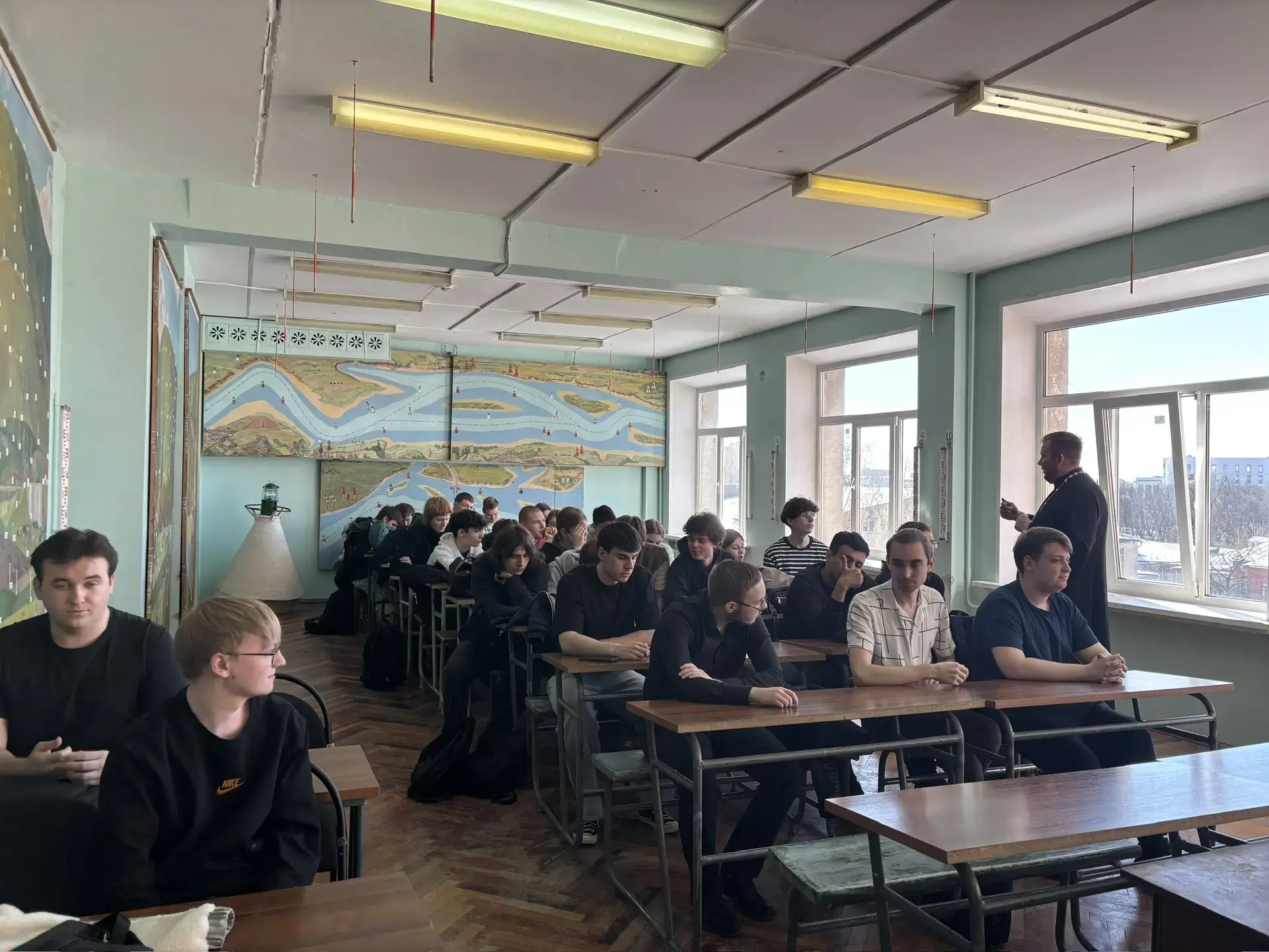 БЕЗ СРОКА ДАВНОСТИ  ⚓ 23 апреля студенты Института экономики, управления и права встретились с прото