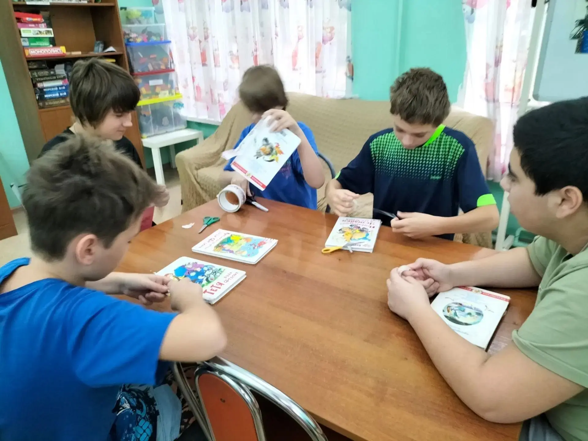 Дарим книгам вторую жизнь! 📚