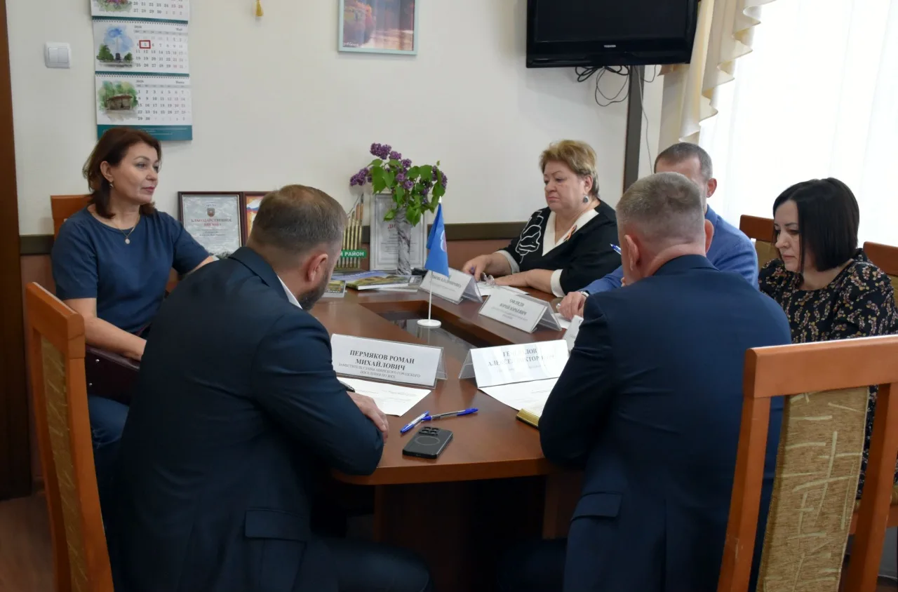 Прием граждан по личным вопросам  ✍ В ходе встречи жители города подняли вопросы связанные с соблюде