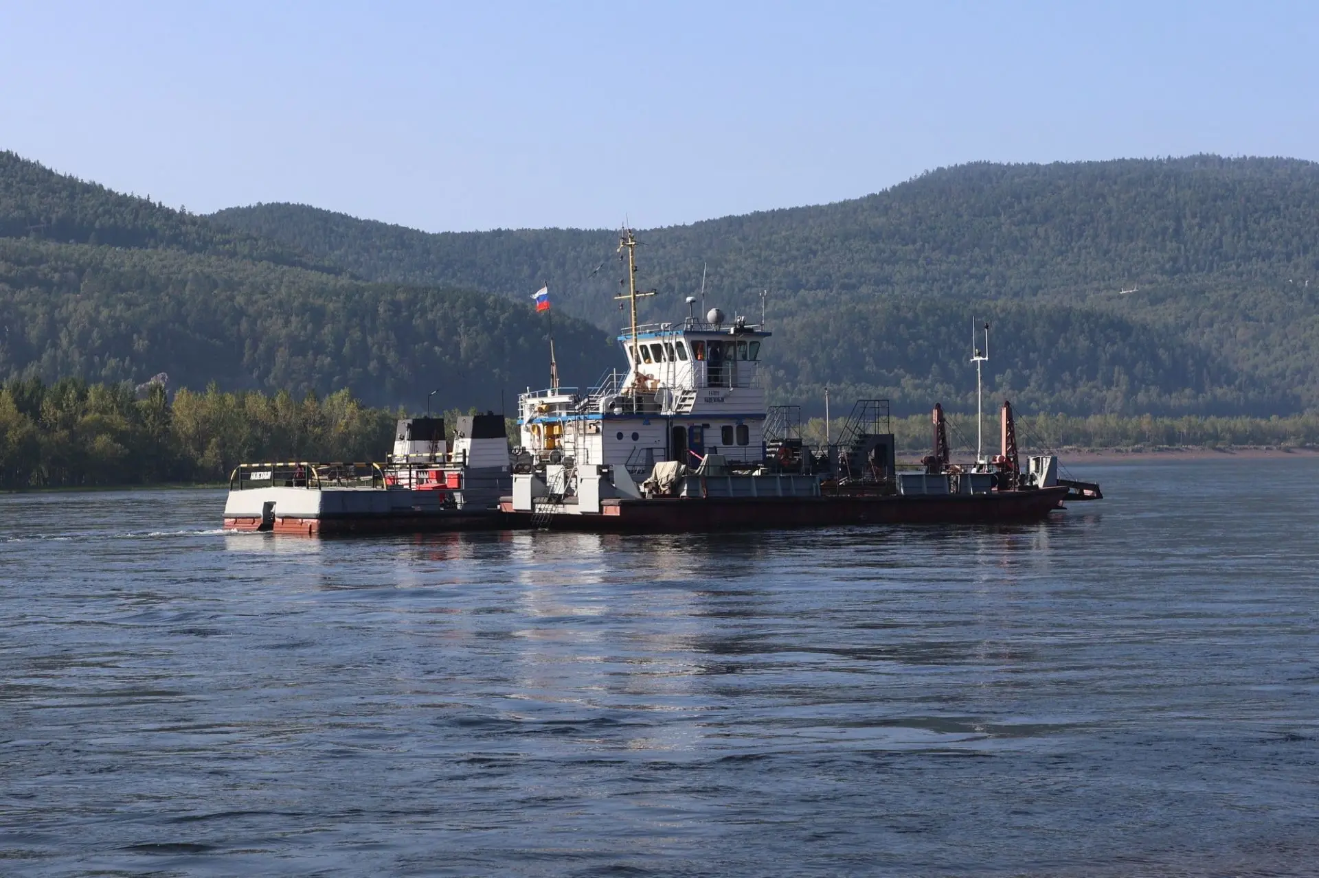 ⚓️Малая флотилия КрасКом на страже водной безопасности Красноярска

Сегодня свой профессиональный пр