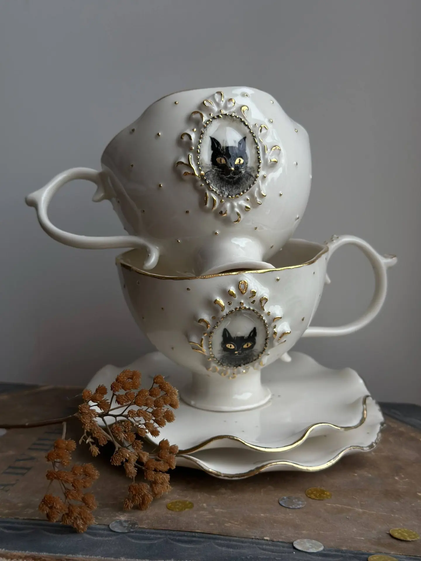фарфоровые чайные пары с мордочкой вашего питомца создает Ceramictales