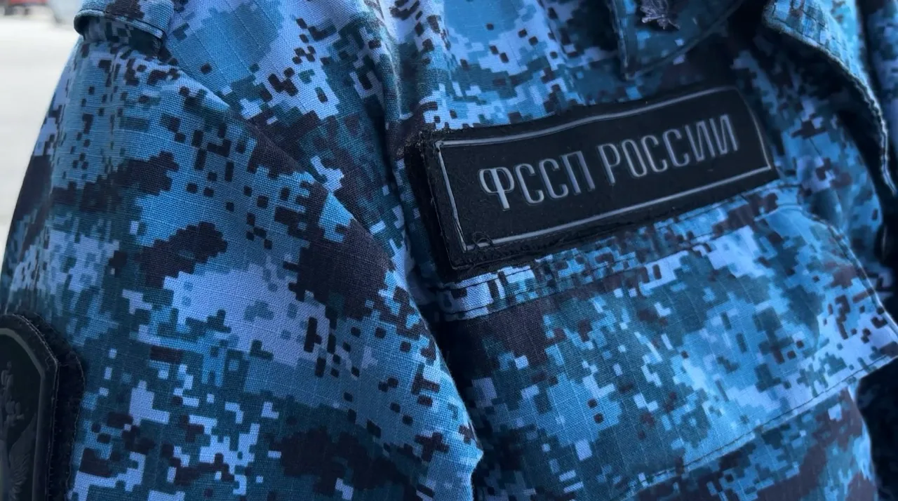 Приставы помогли обеспечить доступ строителей к аварийной стене многоэтажного дома