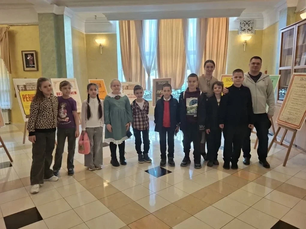 Ученики 2 «А» отлично провели весенние каникулы — они побывали в Оренбургском государственном област
