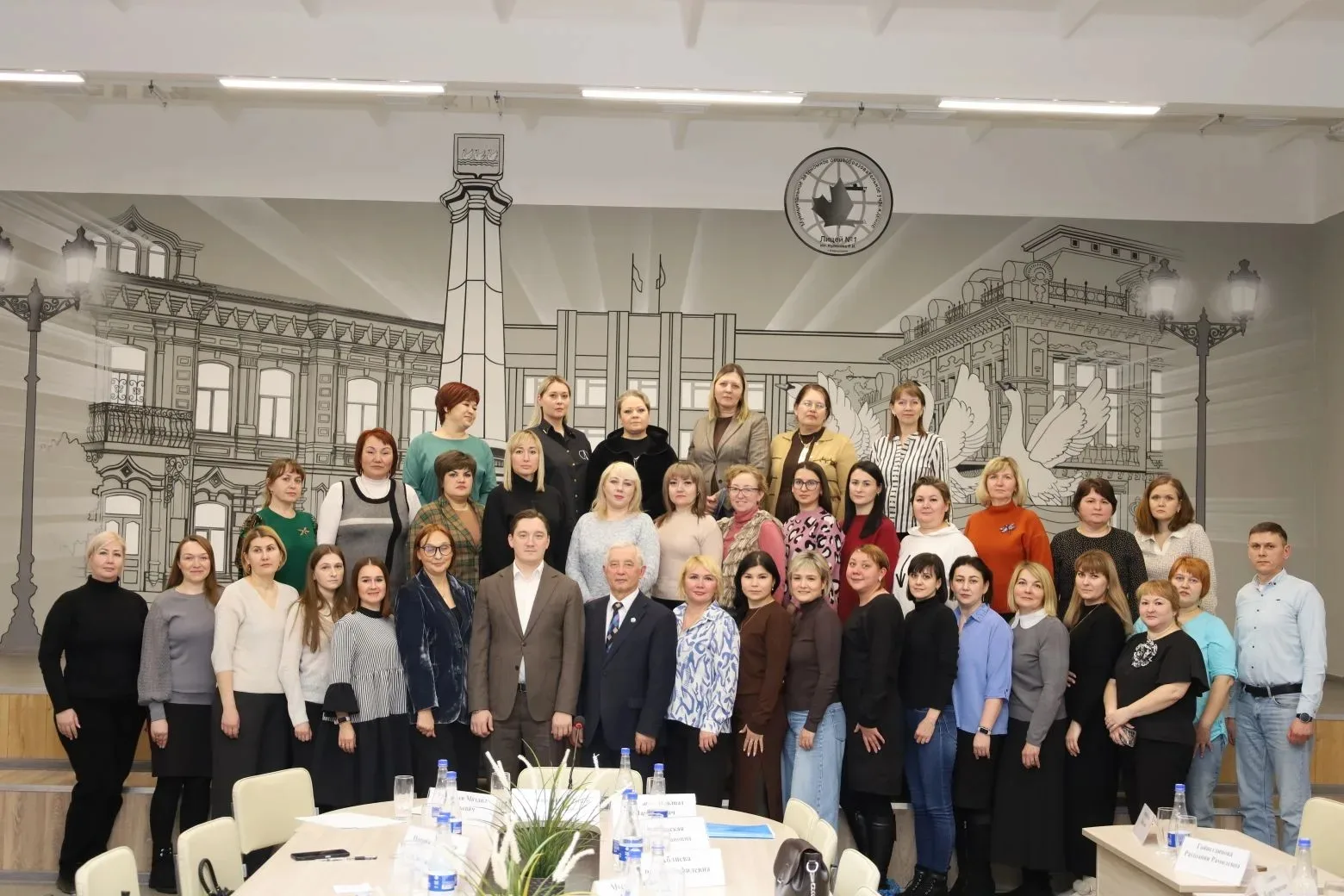 19.02.2026 года в Лицее №1 состоялась встреча Главы администрации ГО г.Стерлитамак Шаймарданова Э.В.