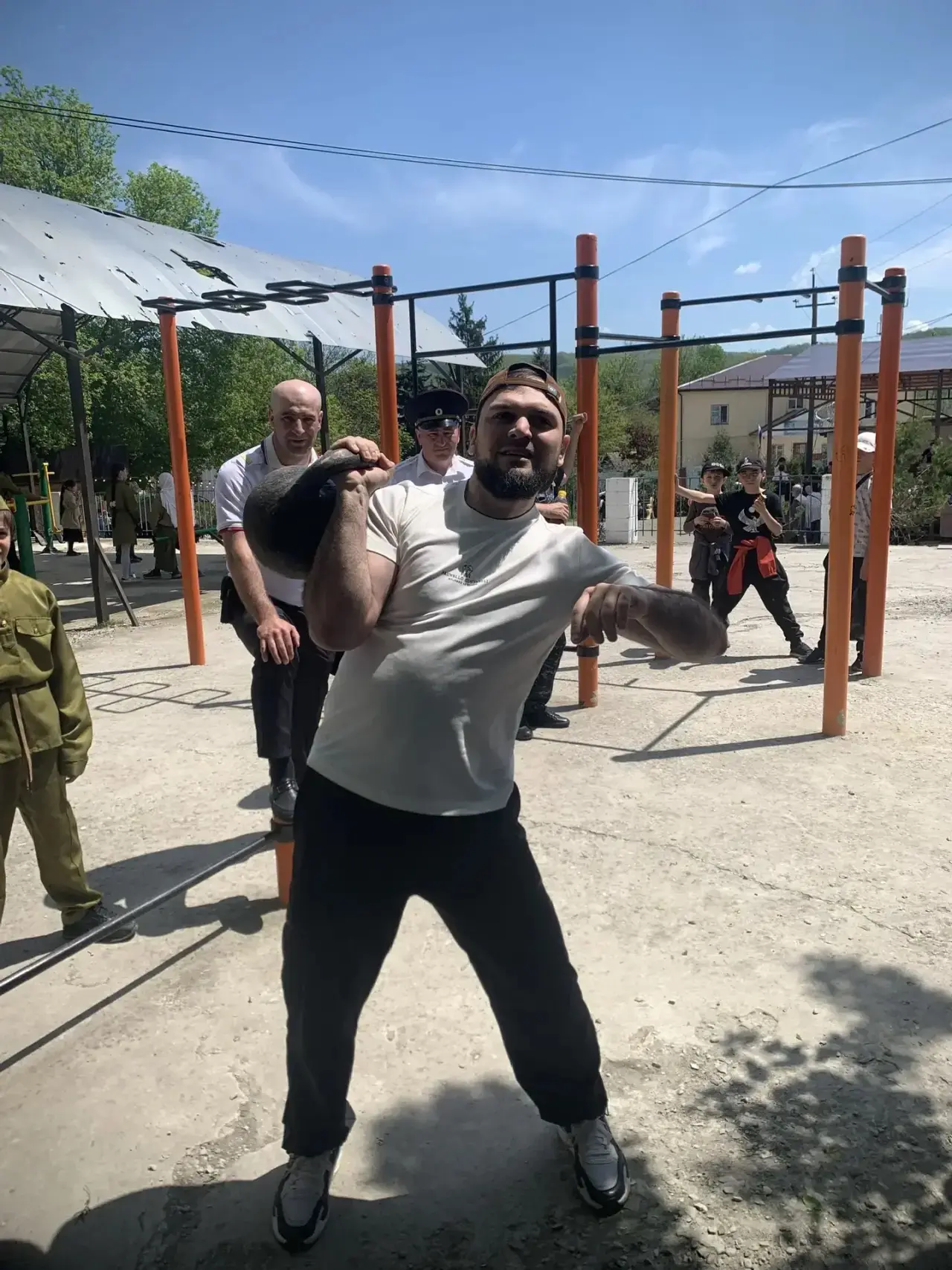 🌍Спортивные состязания в честь Дня Победы: Новолакский район отметил 9 Мая еще и соревнованиями по н