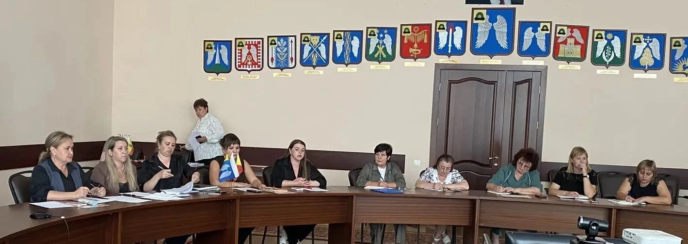 Состоялось рабочее совещание с руководителями образовательных организаций.