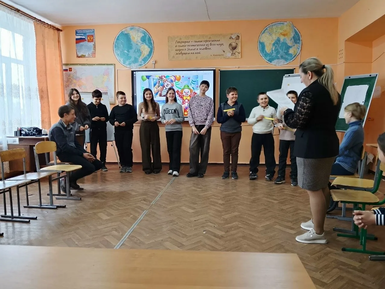 В нашей школе прошло весёлое мероприятие, посвященное международному Дню смеха, который ежегодно отм