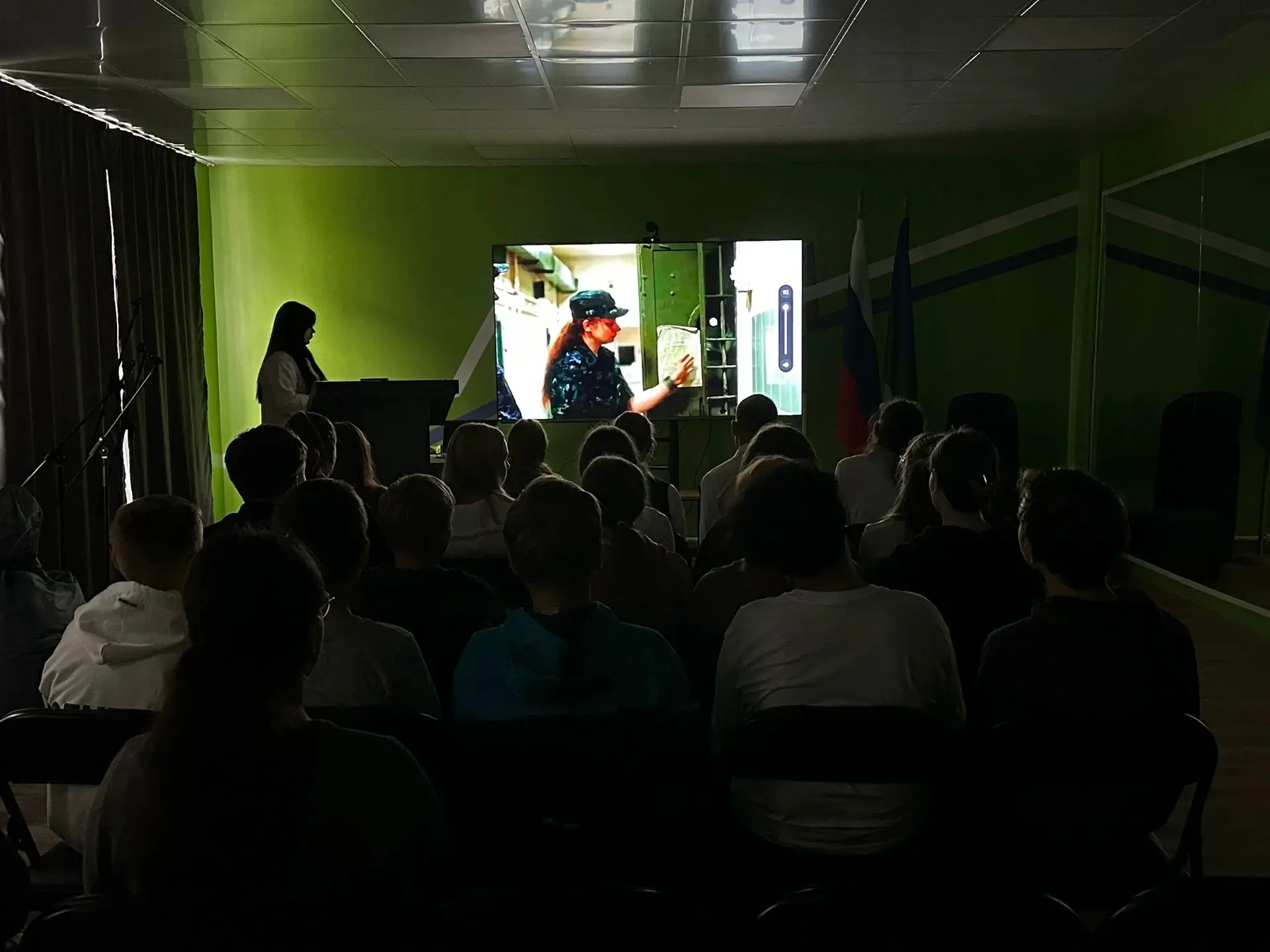 🇷🇺 В молодежном пространстве Воркуты состоялся показ документального фильма «Предател...