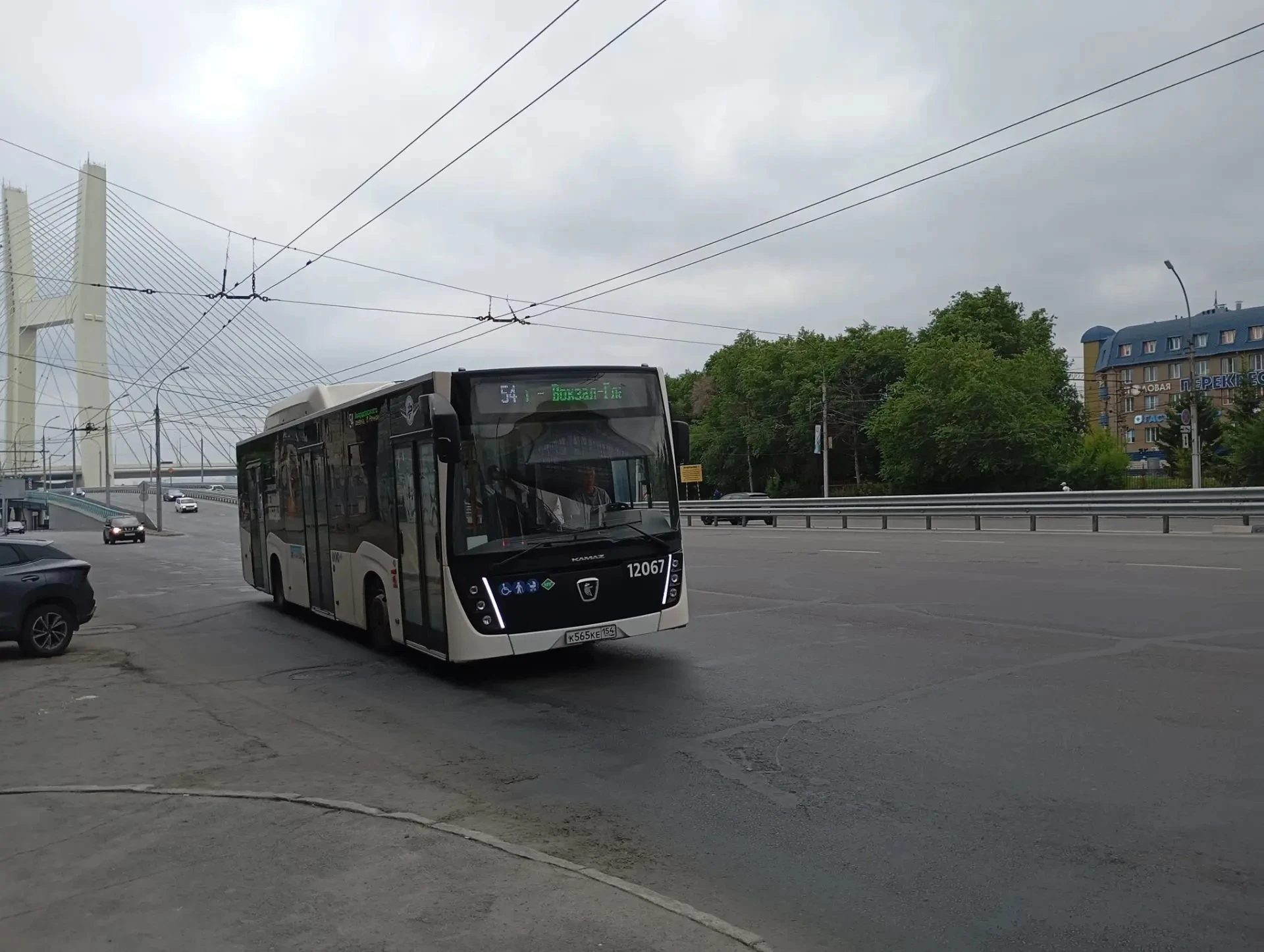 В мэрии подсчитали, сколько машин нужно городу для нормальной работы общественного тран...