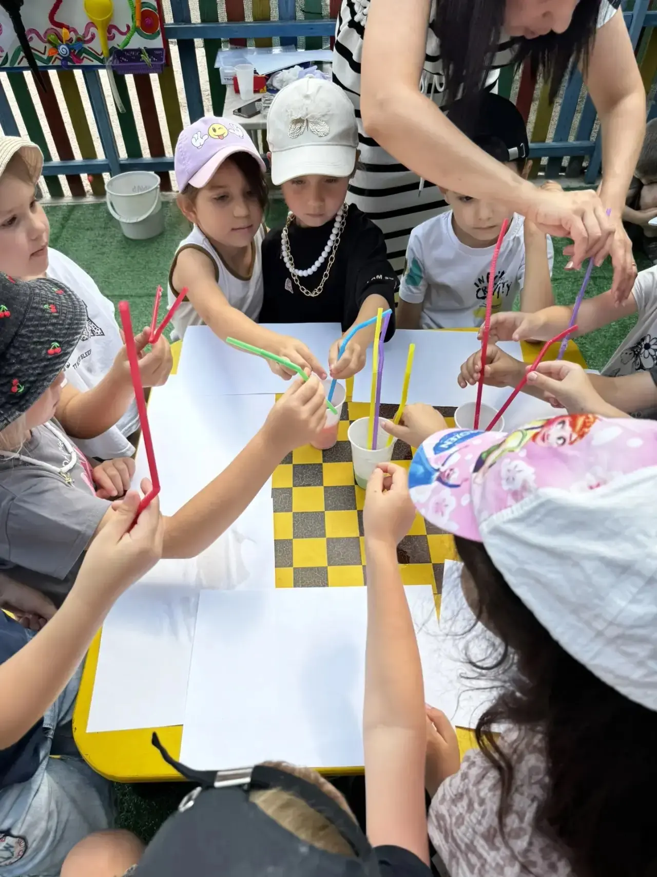 🌟🔬 Опыты продолжаются! 🔬🌟

Дорогие родители❤️

🌈Каждый день в нашей «лаборатории чудес» происхо
