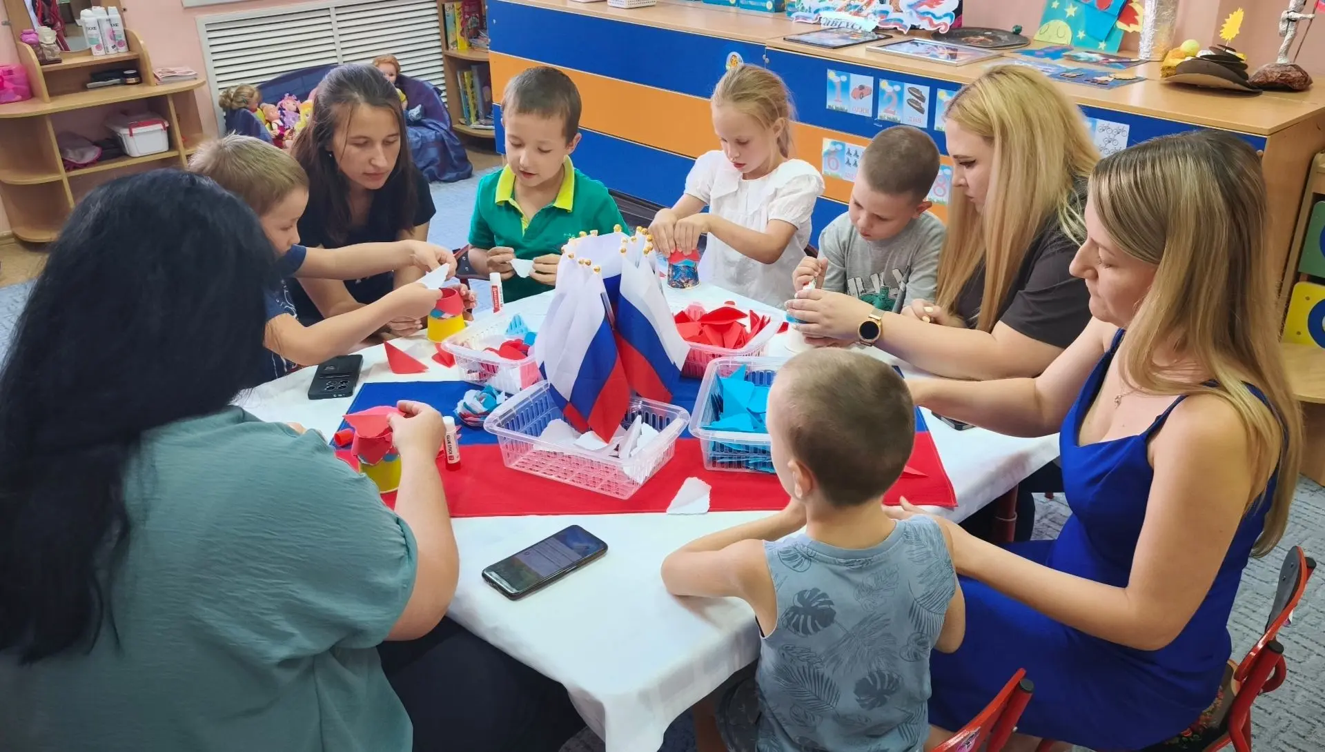В честь важного и значимого праздника -Дня флага России 🇷🇺  с родителями воспитаннико...