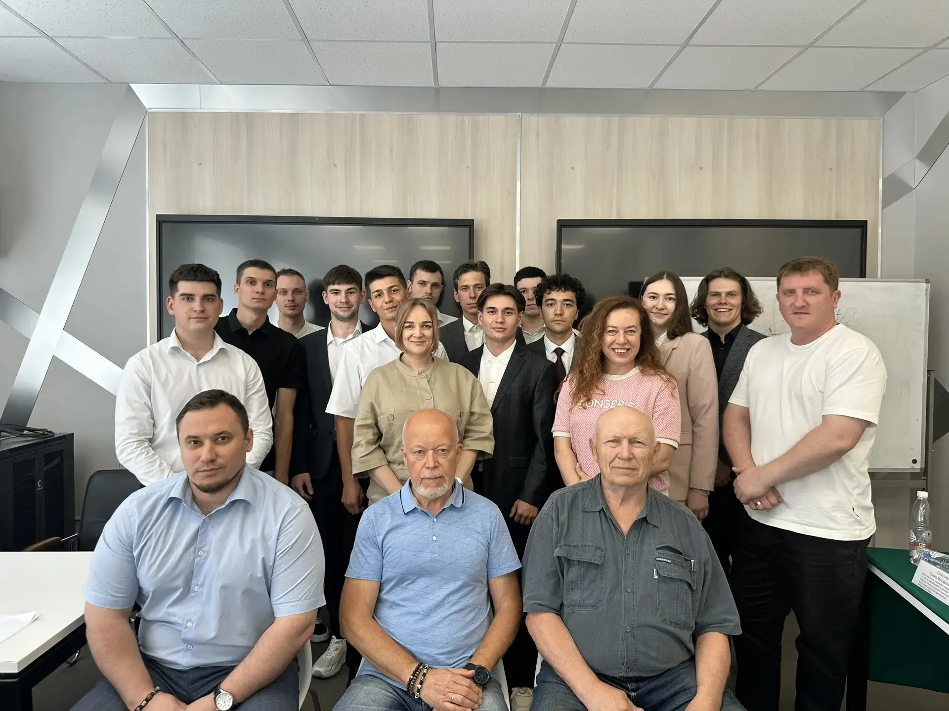 #ВыпускникиИТСПС2026

🎓В институте транспортного строительства и подвижного состава завершили обуче