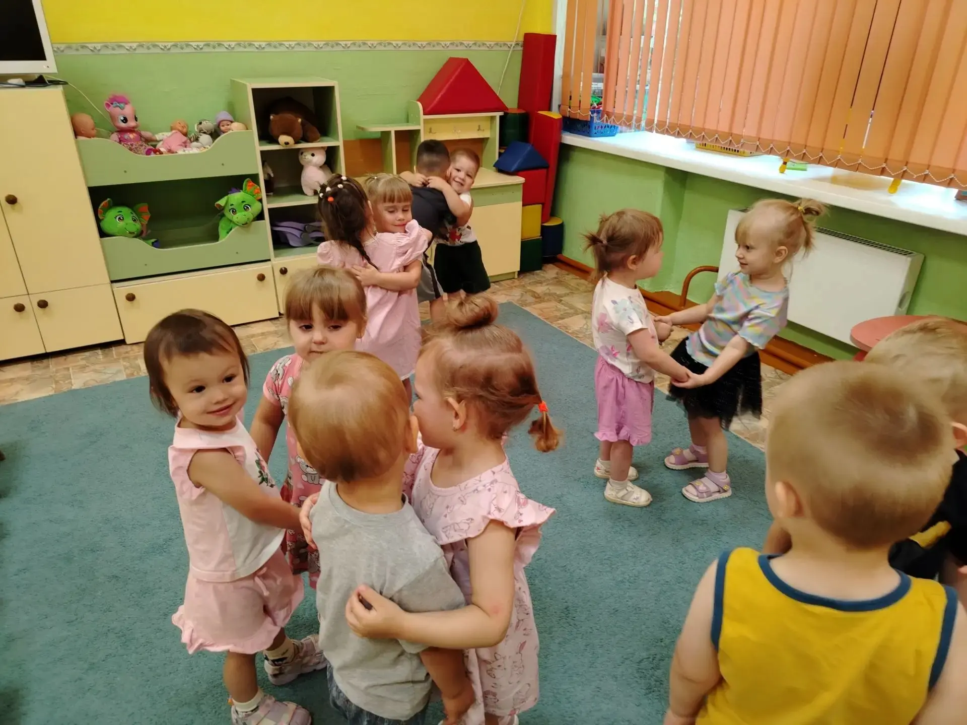 Неделя "Дружные ребята". 👧👦

🌟 Что такое дружба? 🌟

Это не просто слово — это настоящая суперсил