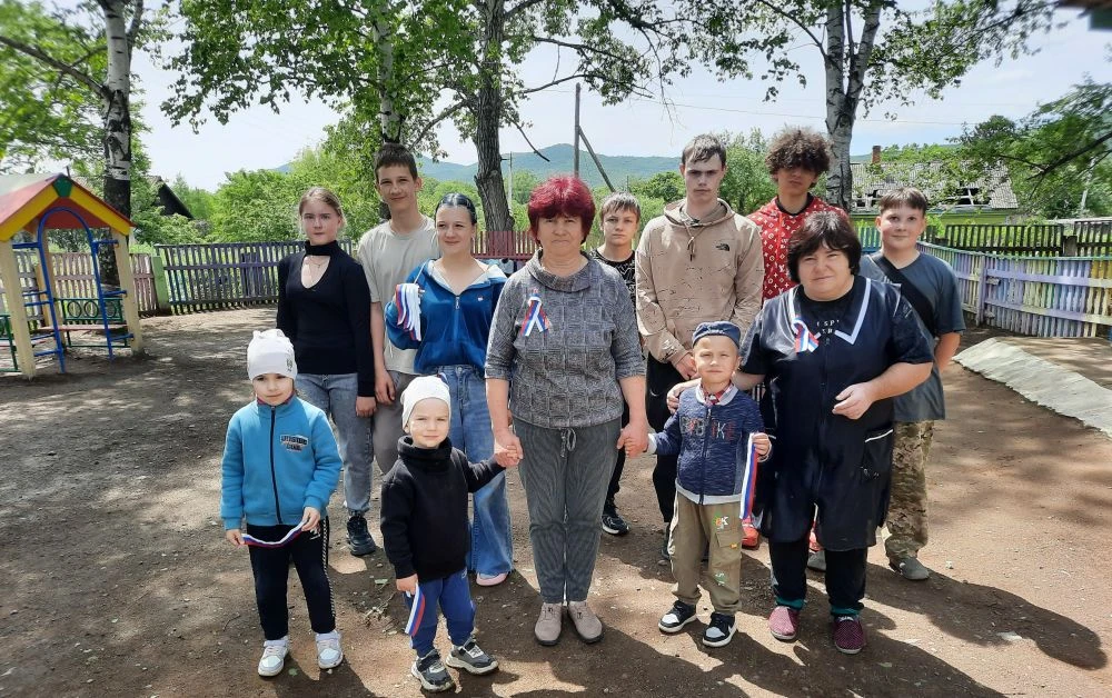 🌞В преддверии одного из главных государственных праздников — Дня России — в нашем селе царила  патр