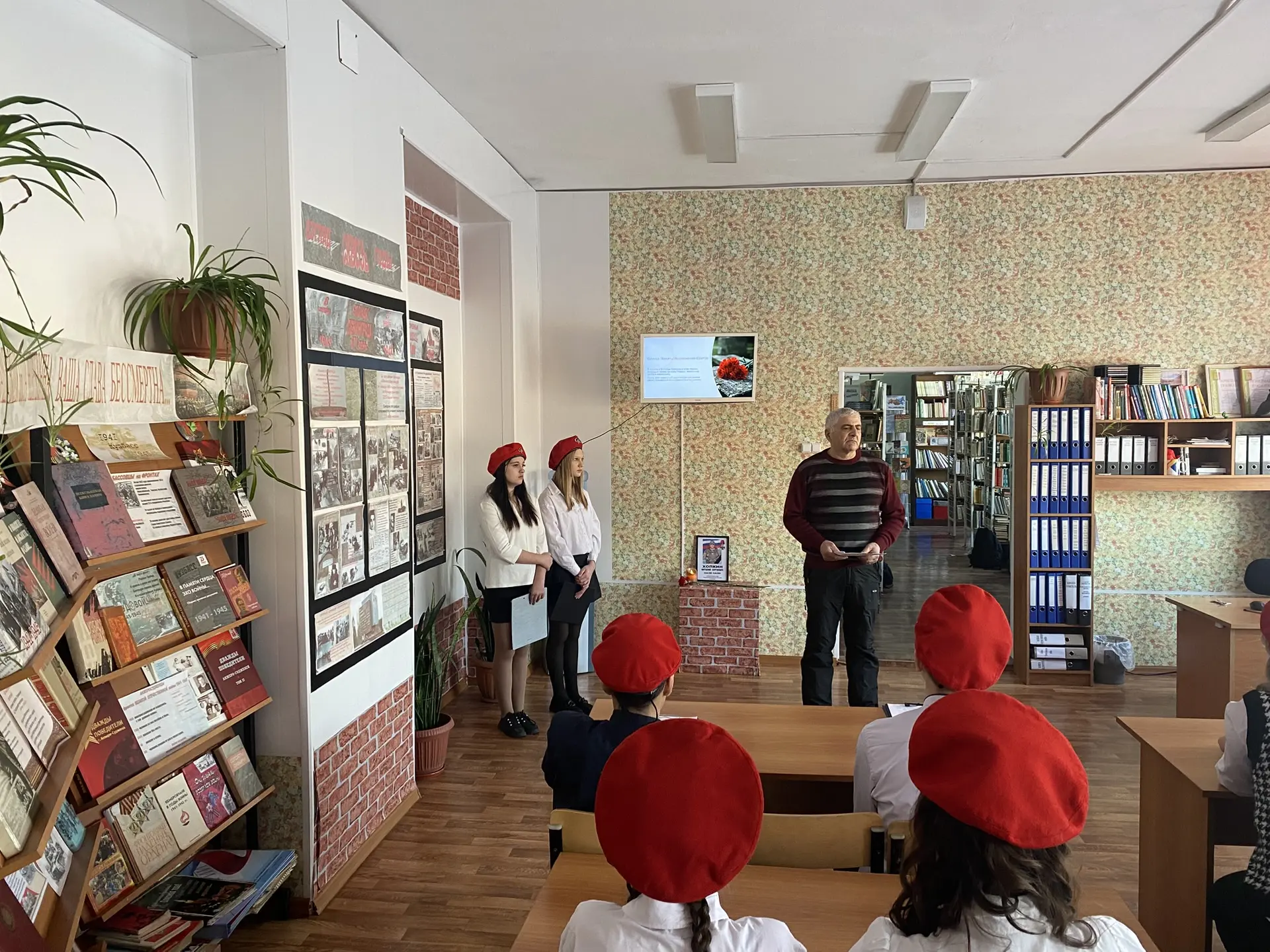 «Время героев»: когда память становится делом"   📌Сегодня в нашей школе прошло важное и пронзительно