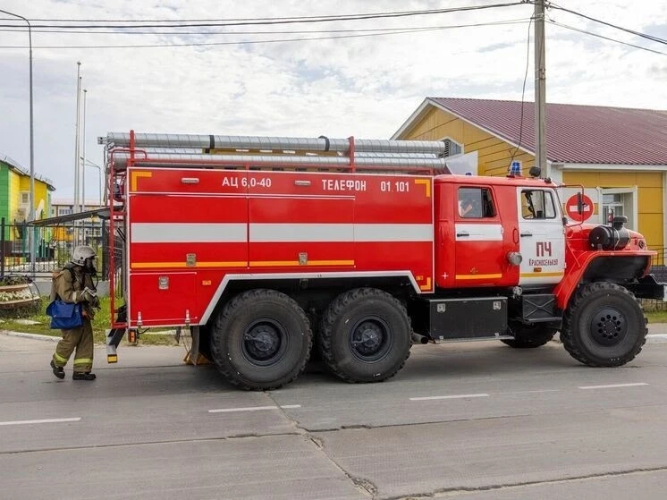 В Новом Уренгое за минувшие сутки произошло возгорание мусора на полигоне твердых бытов...