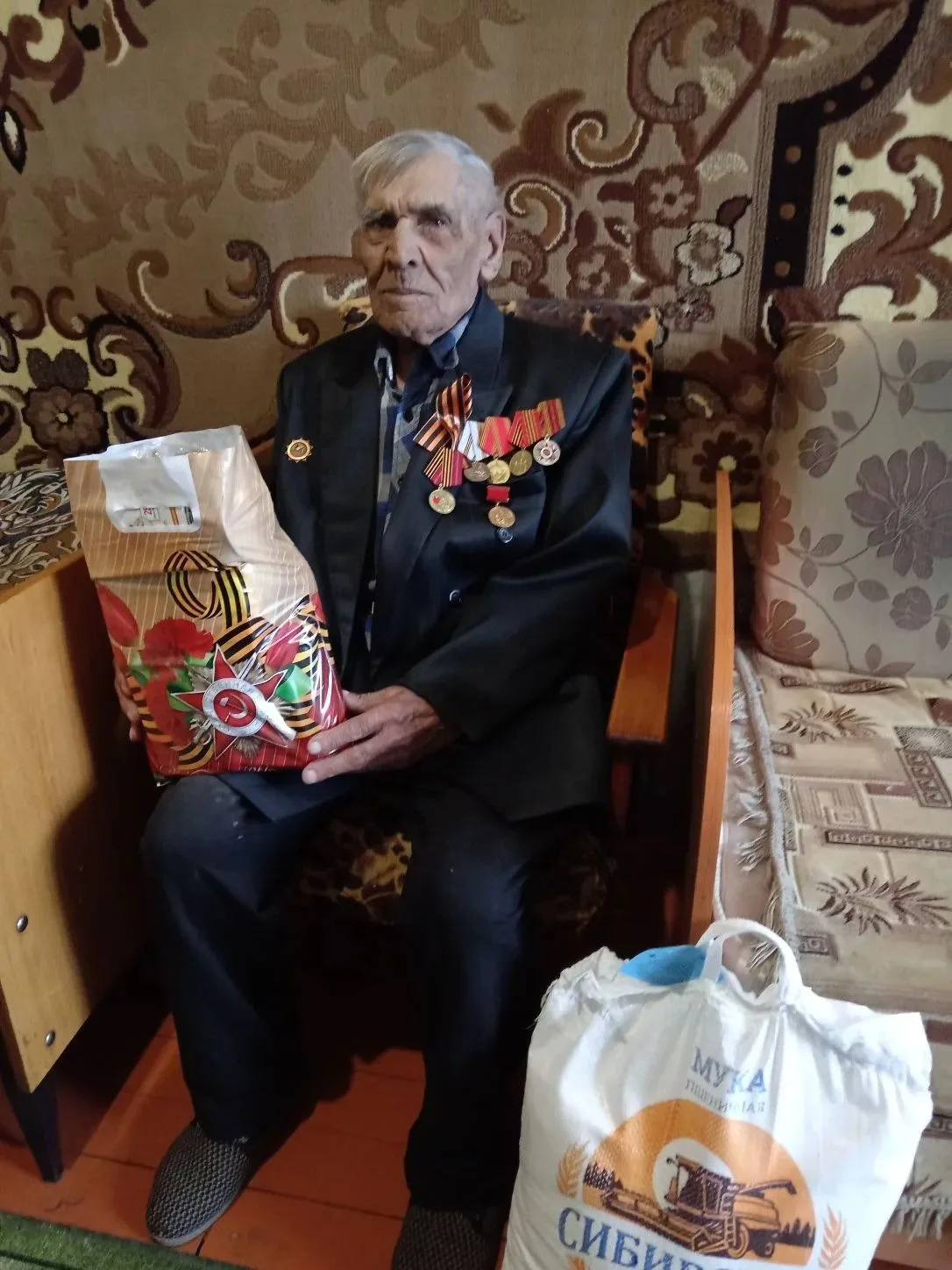 Ежегодно в преддверии Дня Победы в сельских территориях проходят мероприятия, посвящённ...
