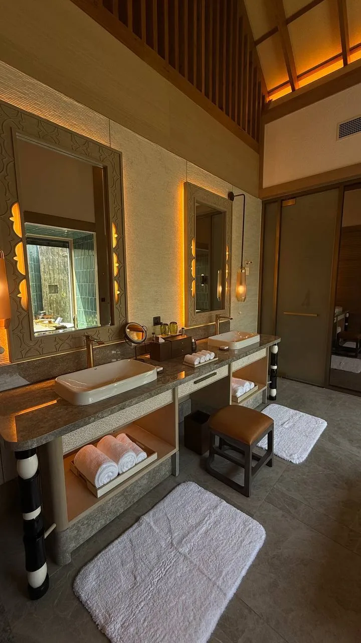 Ужины в подарок! Акция в JW Marriott Kaafu Atoll Island Resort 5* на Мальдивах