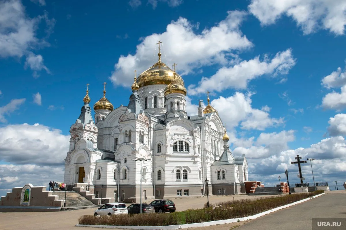 В Белогорском монастыре собака напала на трехлетнего мальчика