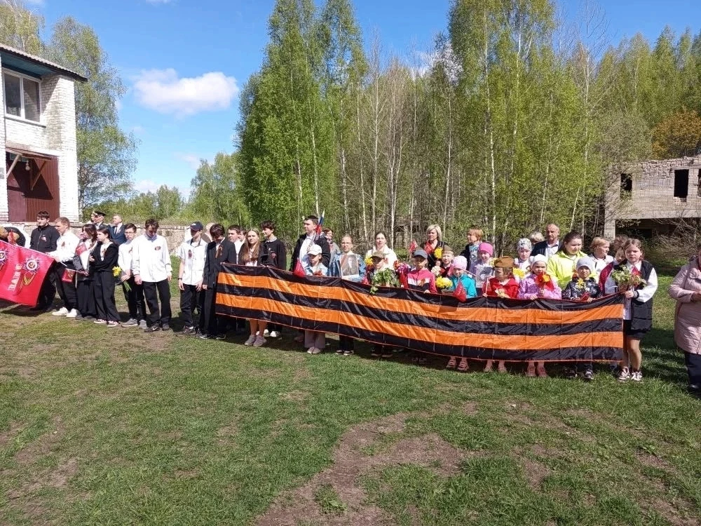 🕊9 Мая прошёл торжественный митинг и праздничный концерт, посвящённый Дню Великой Победы.