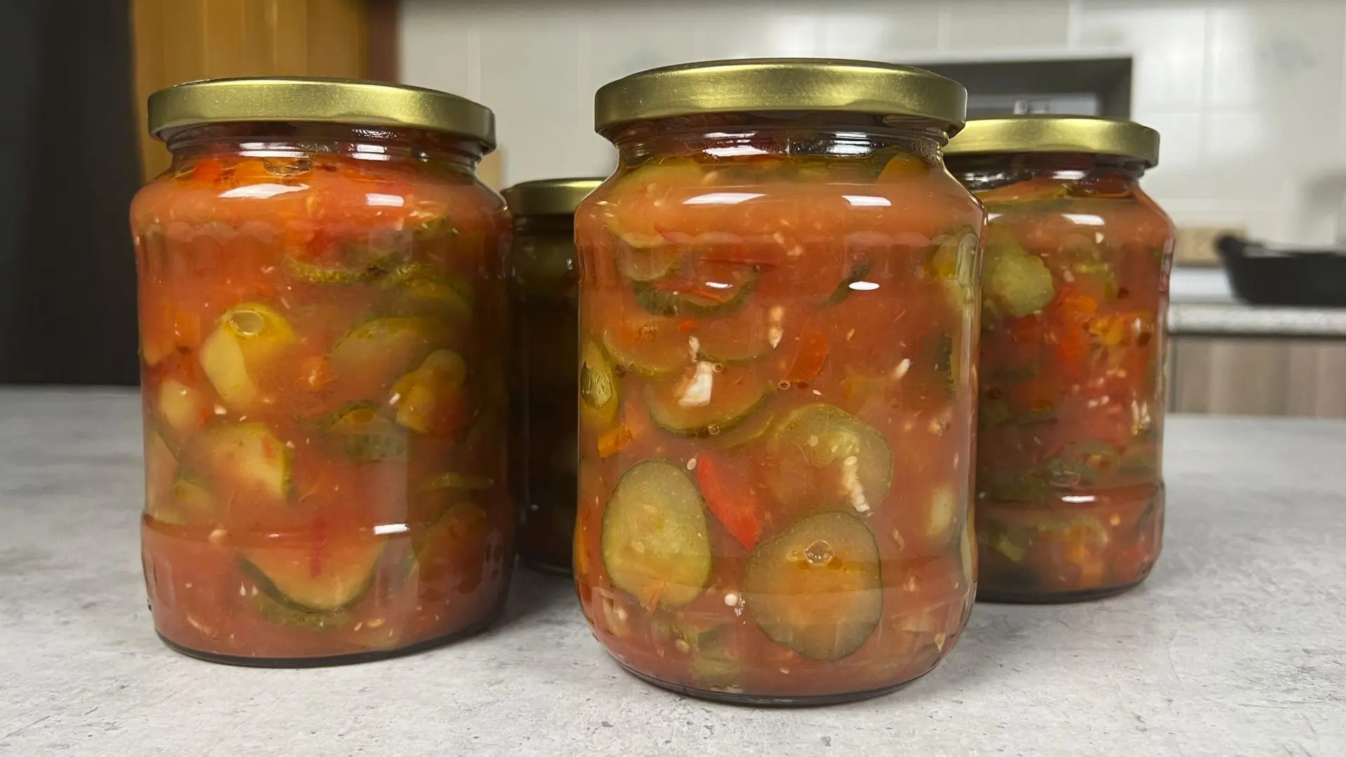 Вот такое вкусное, ароматное ЛЕЧО ИЗ ОГУРЦОВ я закрываю на зиму каждый год!

Если вы ещё никогда не 