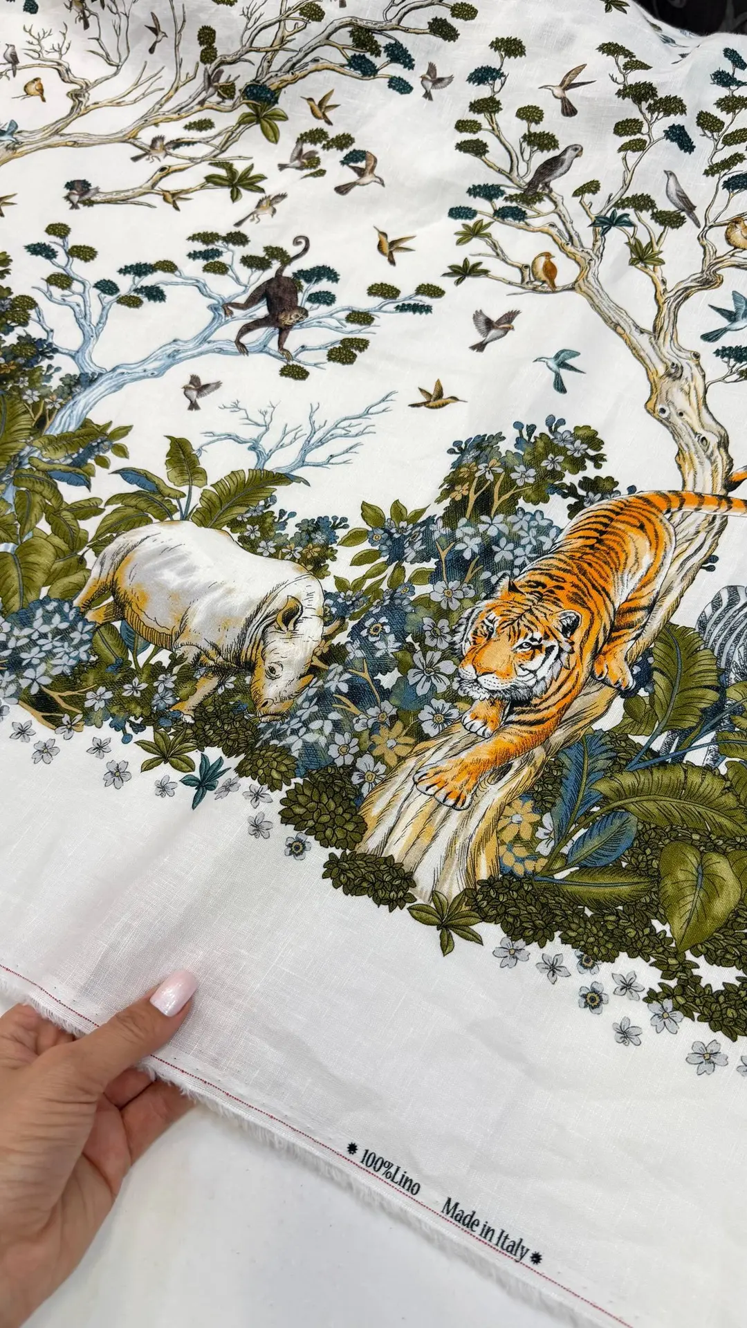 🏝️🐅Новый лен
🌟
Но уже в последнем отрезе 

Длина 1.3м
Ширина 1.4 м 
Берем объемом 
5900₽/м

1.3м 