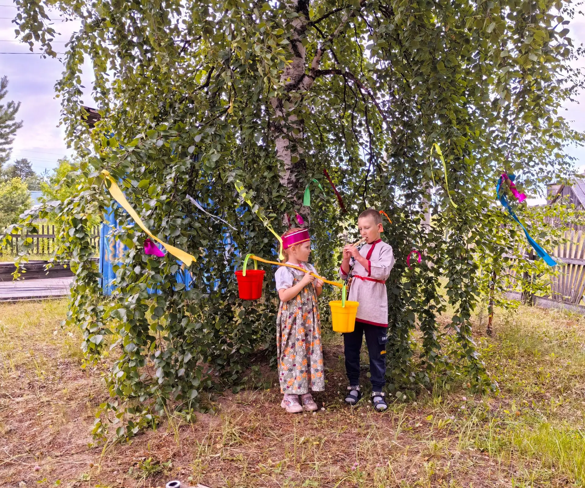 🌳🌳«День русской берёзы»
В детском саду с ребятами провели тематическое мероприятие, посвященное Ру