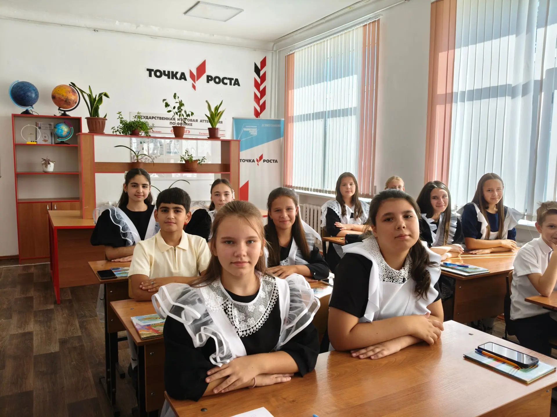 🎉 День знаний в нашей школе — праздник, который объединяет! 🎉