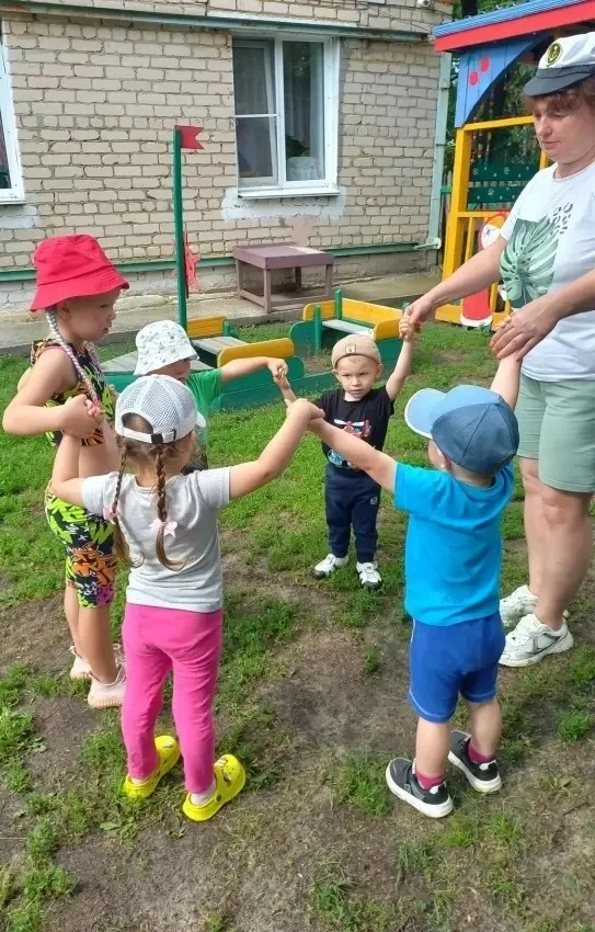 В нашем детском саду прошло развлечение "Безопаснюсть на воде-соблюдай её везде Целью т...