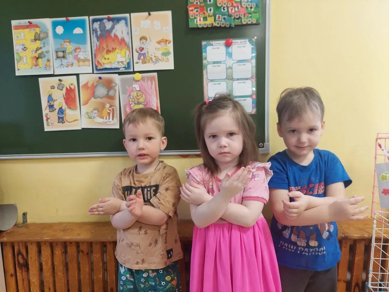 В нашей группе Клубничка 🍓  состоялась важная беседа о пожарной безопасности 🔥