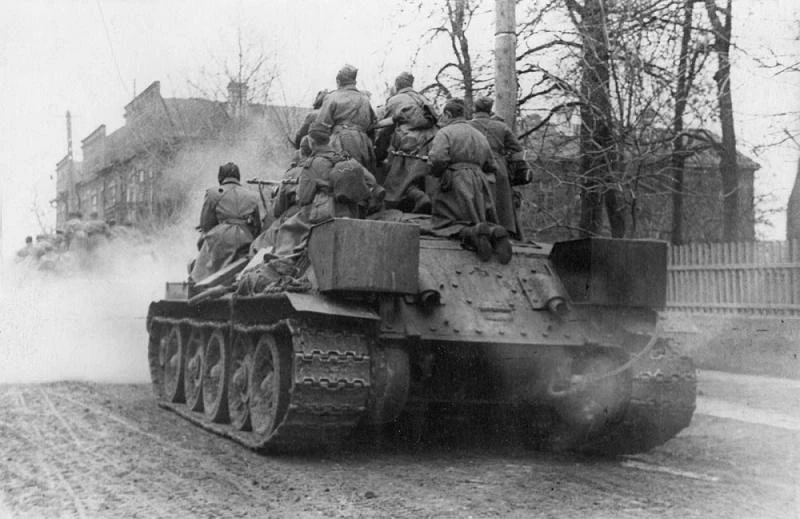 🎖️ 18 августа 1943 года: завершение Орловской наступательной операции «Кутузов» 📜