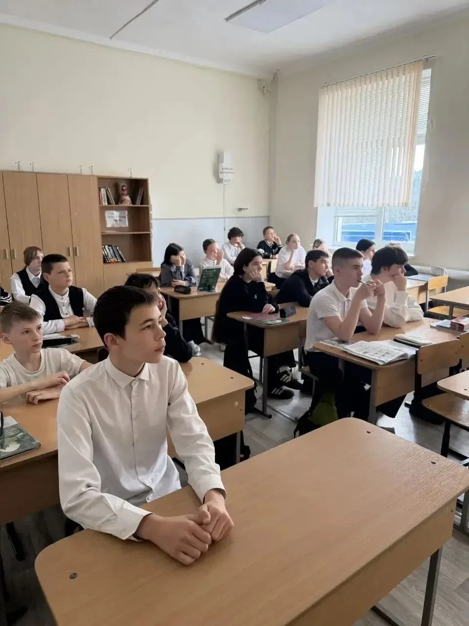 БЕЗОПАСНОСТЬ В ПРИОРИТЕТЕ   ✏️25 марта социальный педагог Ю.В. Ивашкина провела важную встречу с уче