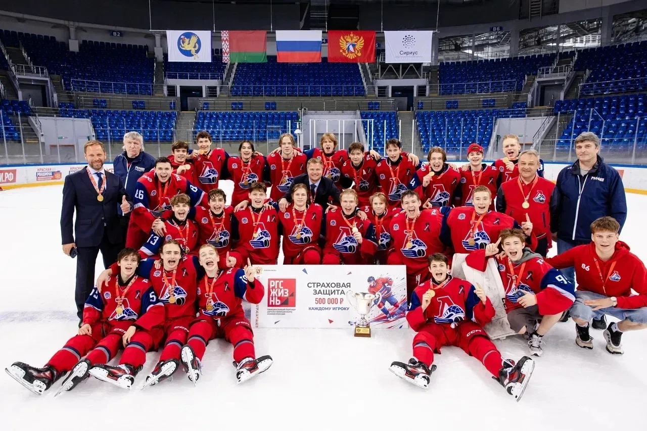 🎉 Гордимся нашим чемпионом! 🎉  У нас потрясающие новости!  Симонов Кирилл, ученик 8 «Б» класса, стал