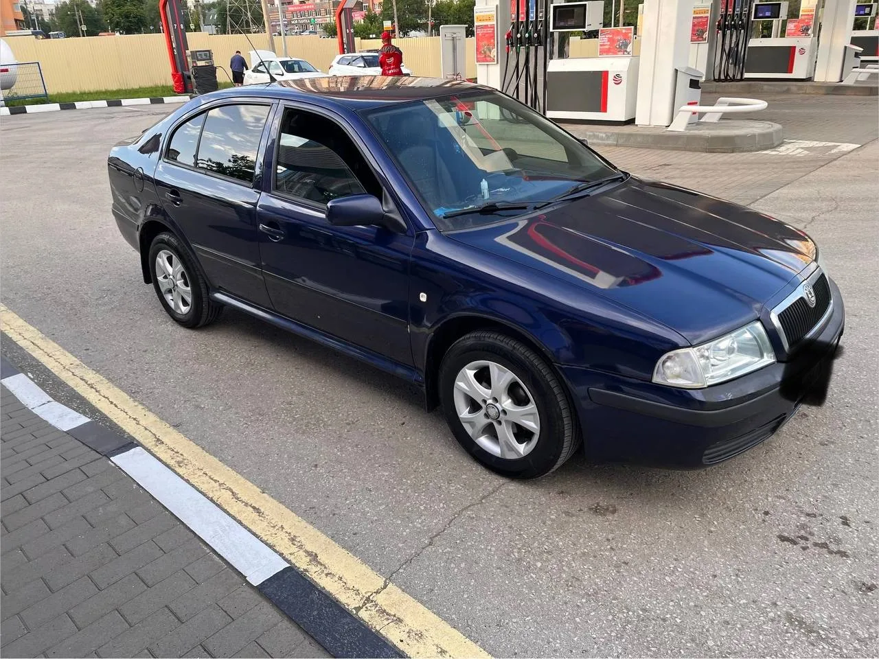 Skoda Octavia Tour 1.6 5МТ