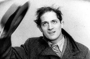 Жан Виго (26 апреля 1905 - 5 октября 1934), французский кинорежиссер
