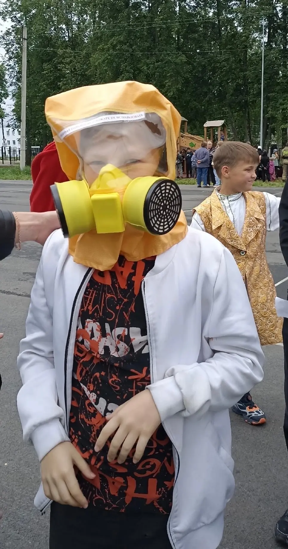 🚨 ПОЕЗД БЕЗОПАСНОСТИ В ЛАГЕРЕ ГОСТИ, УЧЁБА И ВЕСЁЛАЯ ЗАРЯДКА ОТ НЕЗНАЙКИ

В нашем лагере «Три богат