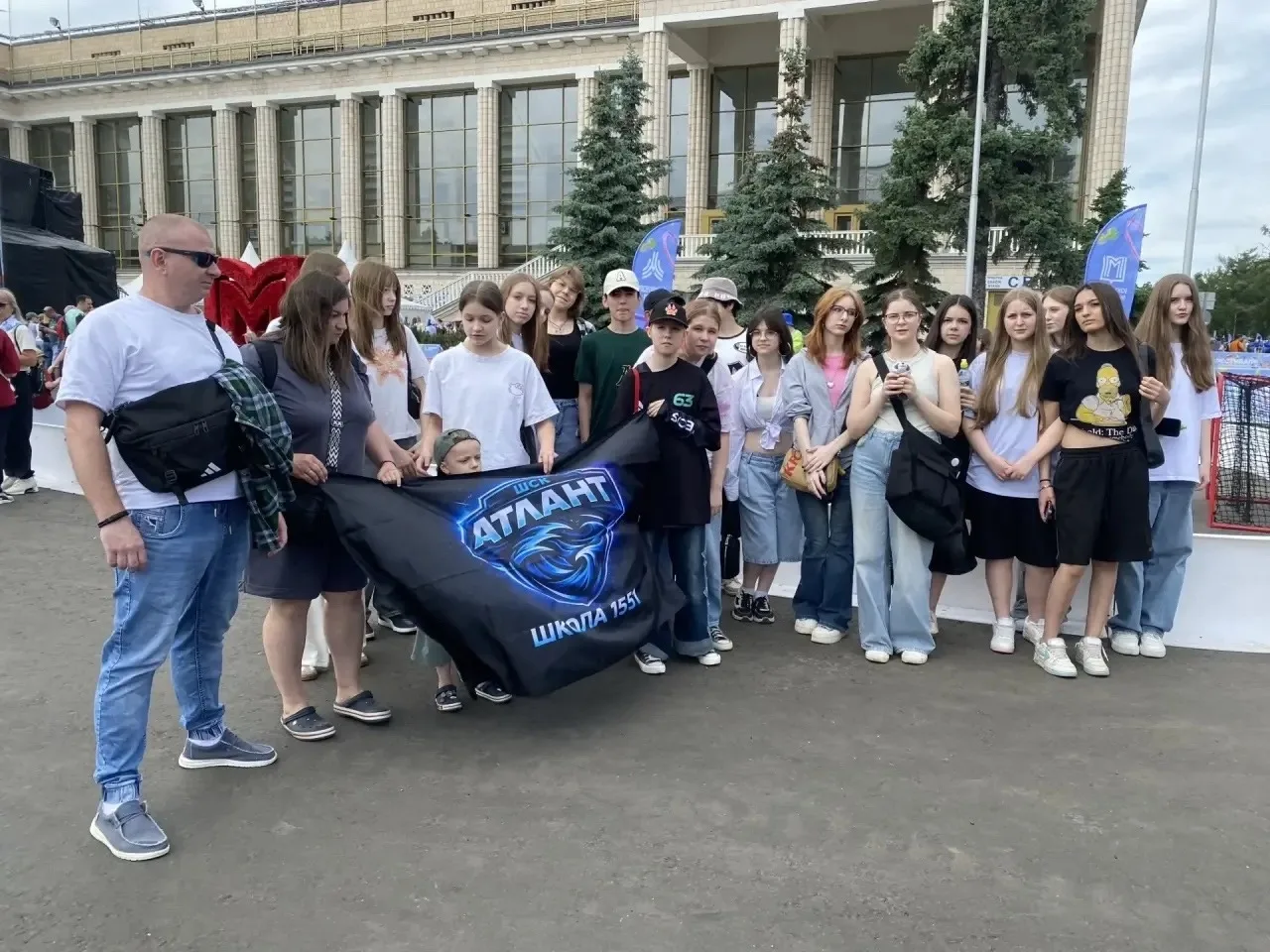 ⚡️«Атлант» на фестивале школьного и студенческого спорта в Лужниках!   🏟 В этусубботу флаг нашего шк