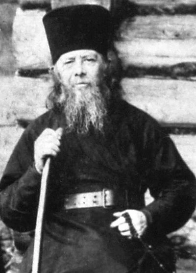 Не вникай в чужие дела - мир потеряешь!