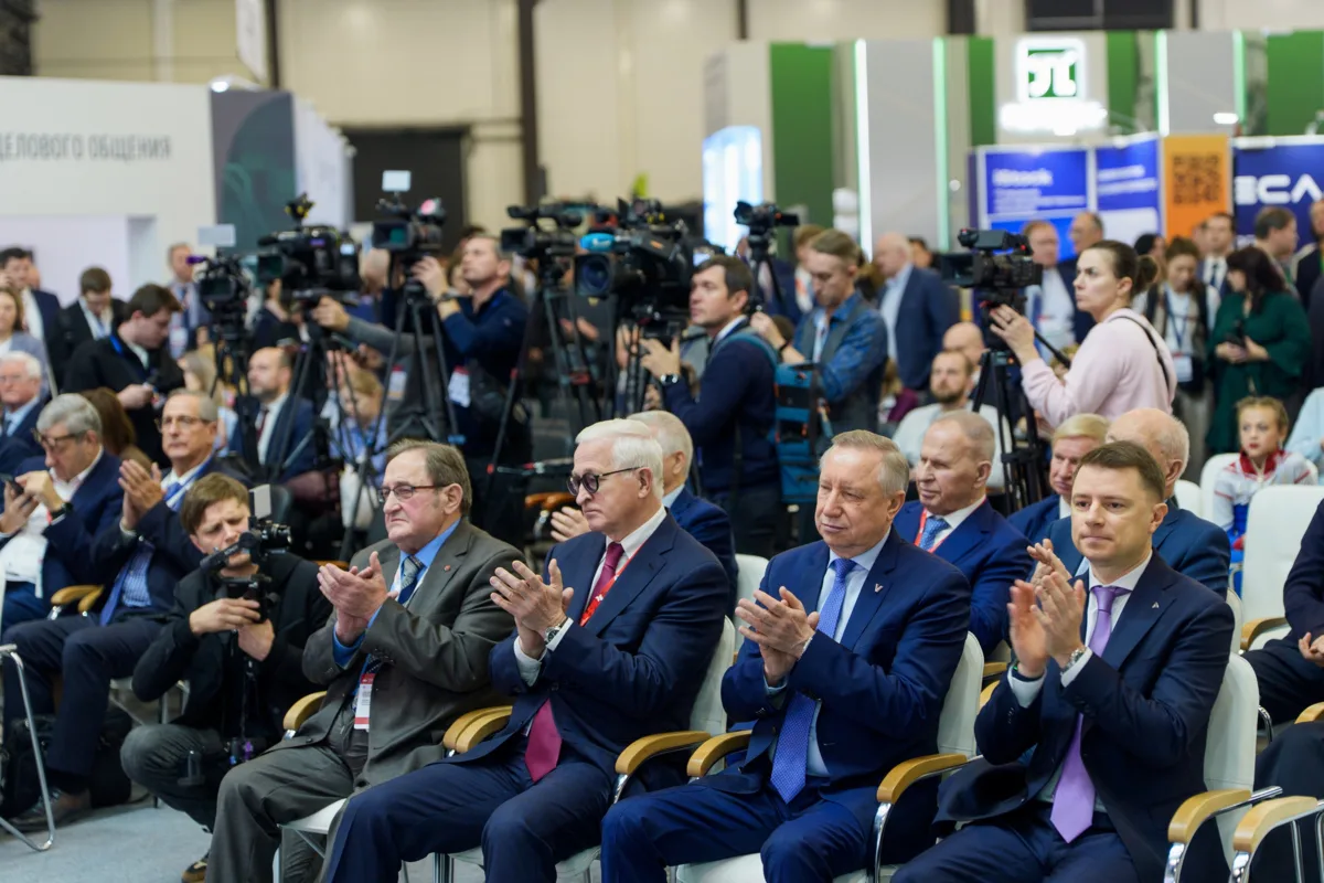 🚀 Опубликовано расписание деловой программы Форума-выставки «Российский промышленник»