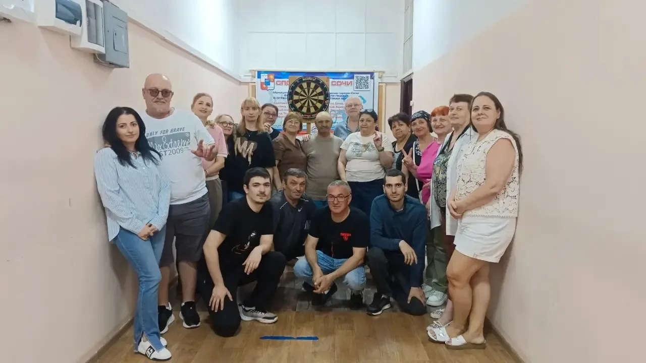 Бросаем дротики! 🎯

Приглашаем слабослышащих на занятия по дартс в наш физкультурный центр.

Развив